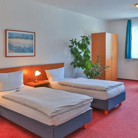 Zum Alten Schweden 3* 볼가스트